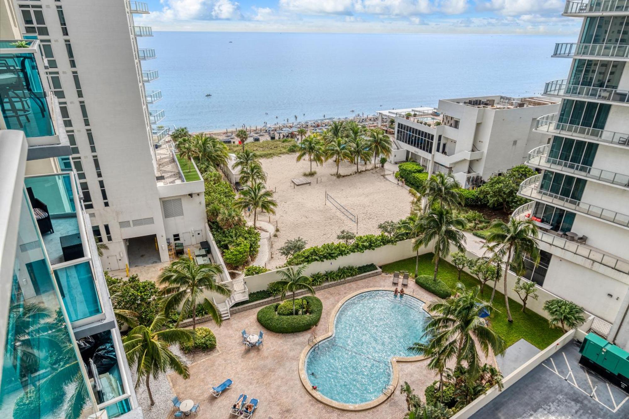 Beach Bliss Steps To Ocean, Pool & Game Room Fun Голливуд Экстерьер фото